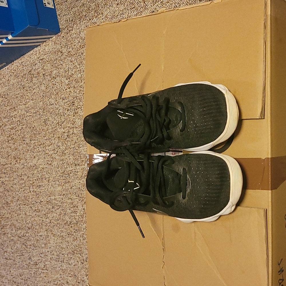 Nike Hyperdunk Low - image 2